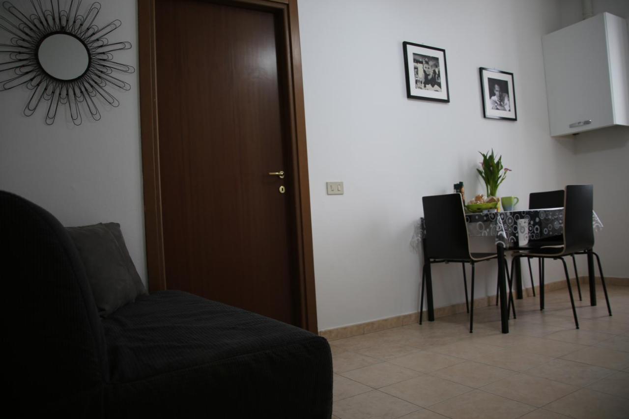 Home & Breakfast La Madonnina 013136-Cni-00001 Lurago D'Erba Экстерьер фото