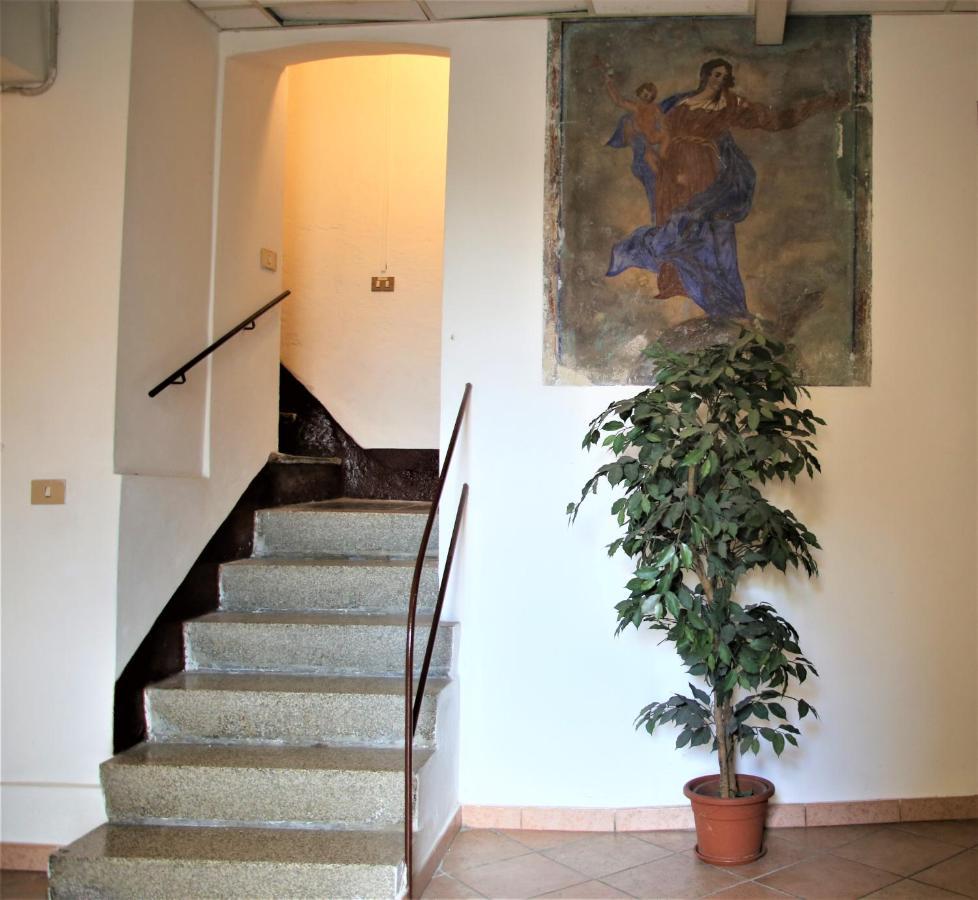 Home & Breakfast La Madonnina 013136-Cni-00001 Lurago D'Erba Экстерьер фото